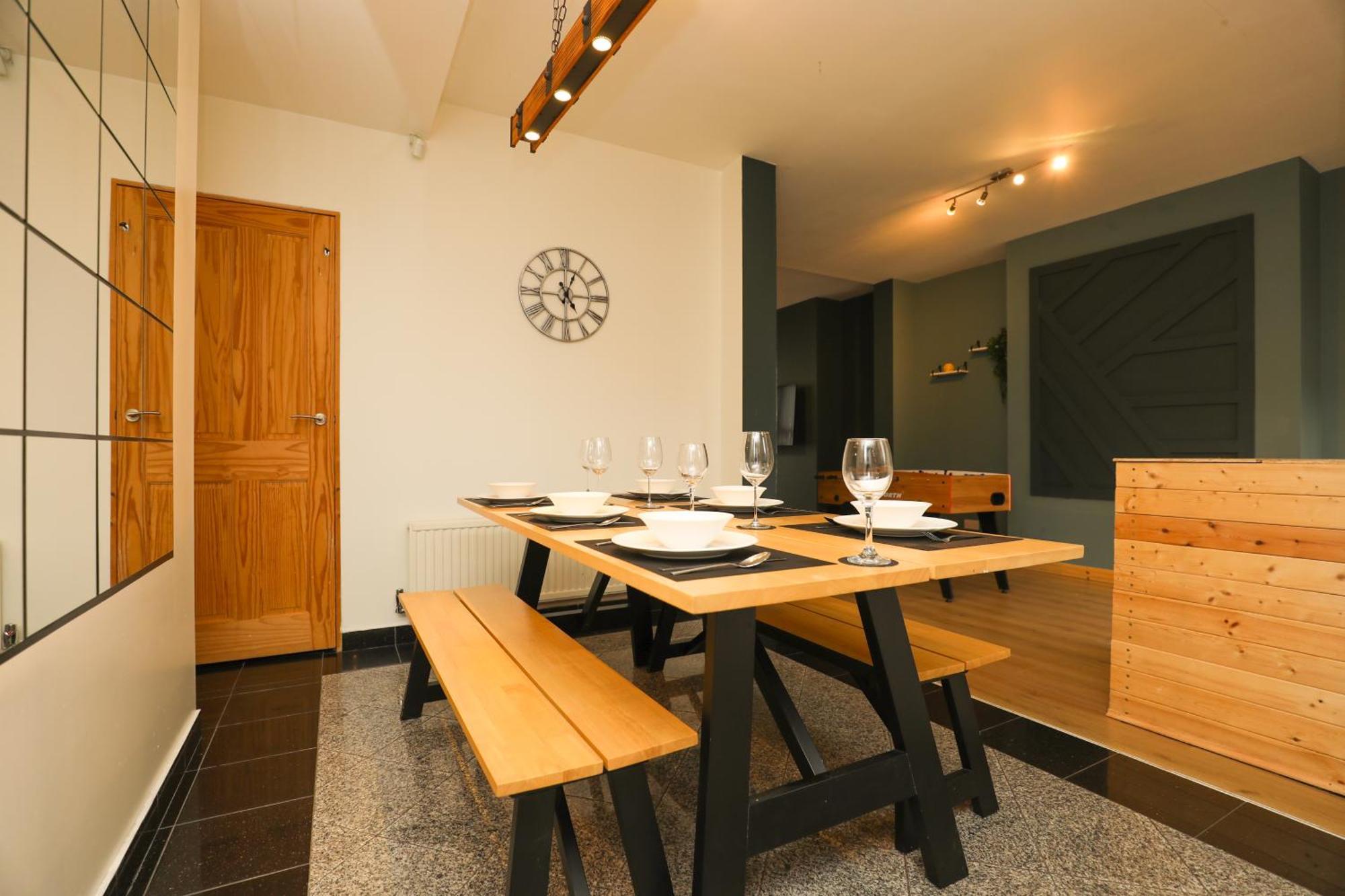 Anfield Luxe Retreat - Stylish Stay With Parking - Steps From Stadium - Short Drive To City Centre Ливерпуль Экстерьер фото