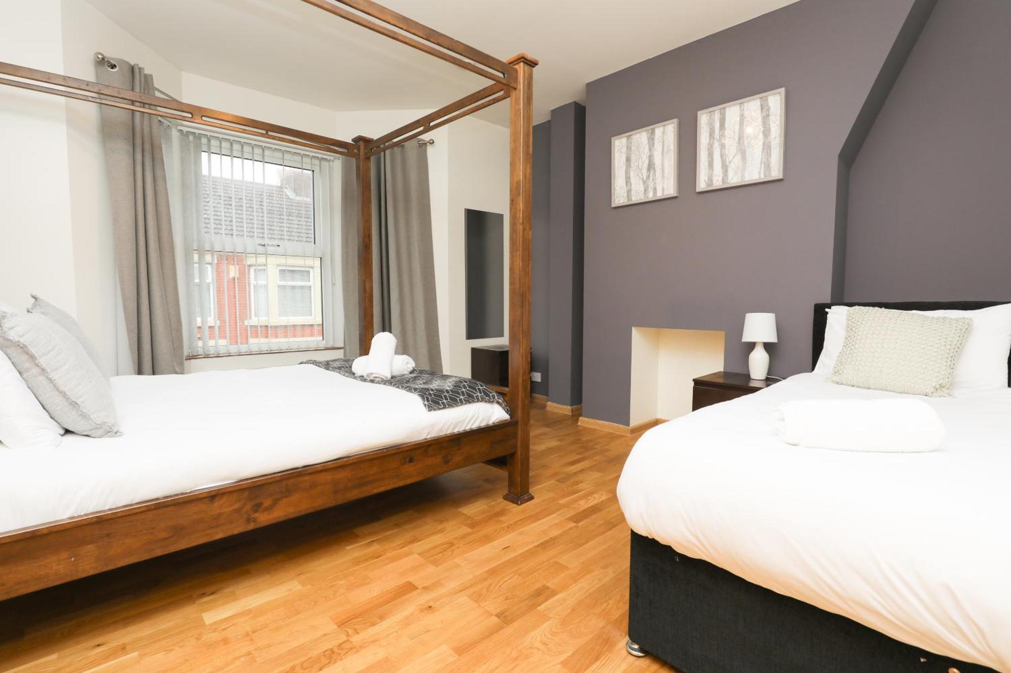 Anfield Luxe Retreat - Stylish Stay With Parking - Steps From Stadium - Short Drive To City Centre Ливерпуль Экстерьер фото